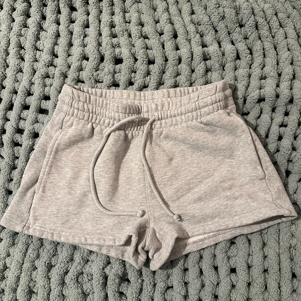 Aritzia Sweatshorts
